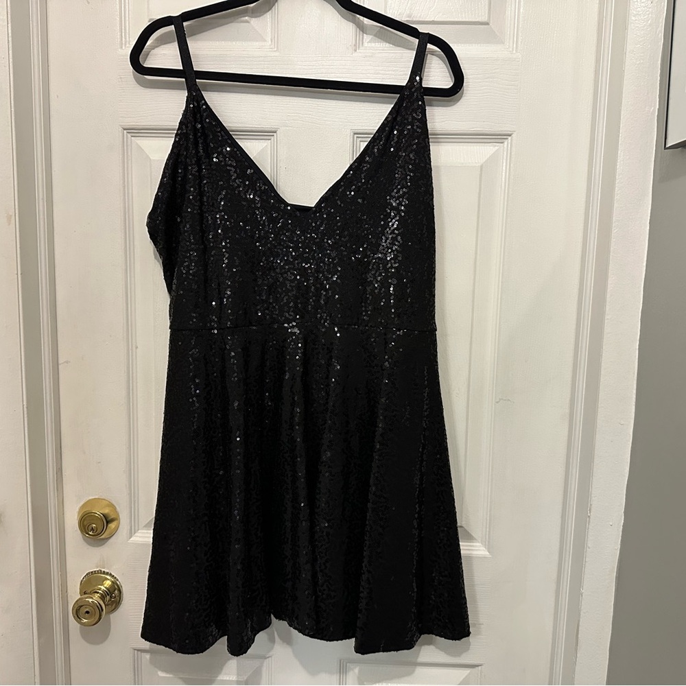 Blackmilk Sparkle Sparkle Black Sequin Mini Strappy - LIMITED NWT - Picture 2 of 6